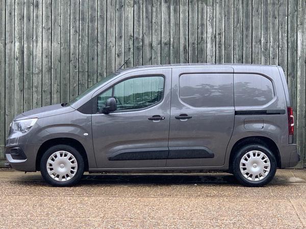 Vauxhall Combo 1.5 Turbo D 2000 Sportive L1 H1 Euro 6 (s/s) 4dr