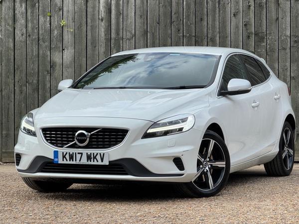 Volvo V40 2.0 D3 R-Design Nav Plus Auto Euro 6 (s/s) 5dr