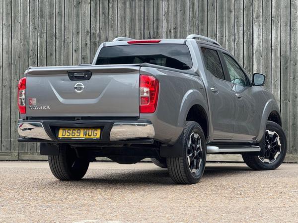 Nissan Navara 2.3 dCi Tekna Auto 4WD Euro 6 4dr