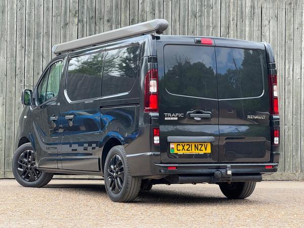 Renault Trafic 2.0 dCi ENERGY 28 Black Edition SWB Standard Roof Euro 6 (s/s) 5dr
