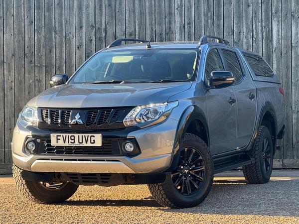 Mitsubishi L200 2.4 DI-D DC Barbarian Black Auto 4WD Euro 6 4dr (Roll Top)