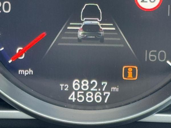 Volvo V40 1.5 T3 GPF R-Design Nav Plus Auto Euro 6 (s/s) 5dr