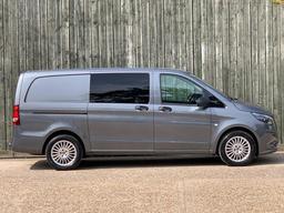 Mercedes-Benz Vito 2.0 119 CDI Premium Crew Van G-Tronic RWD L2 Euro 6 (s/s) 5dr (LWB) at 16th