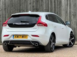 Volvo V40 2.0 D3 R-Design Nav Plus Auto Euro 6 (s/s) 5dr at 28th