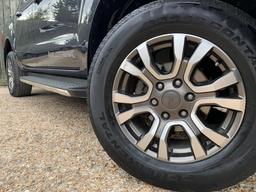 Ford Ranger 3.2 TDCi Wildtrak Auto 4WD Euro 5 4dr at 37th