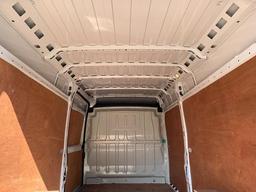 Citroen Relay 2.2 BlueHDi 35 Enterprise L3 High Roof Euro 6 (s/s) 5dr at 53th