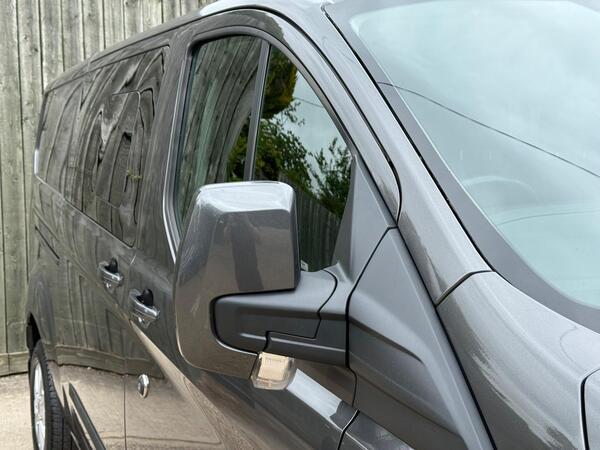 Ford Transit Custom 2.0 320 EcoBlue Limited Crew Van L2 H1 Euro 6 (s/s) 5dr (6 Seat)