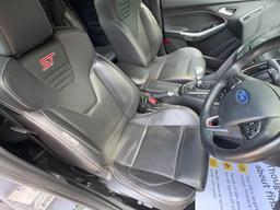 Ford Focus 2.0T EcoBoost ST-3 Euro 6 (s/s) 5dr at 11th