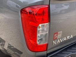 Nissan Navara 2.3 dCi N-Guard Auto 4WD Euro 6 4dr at 25th