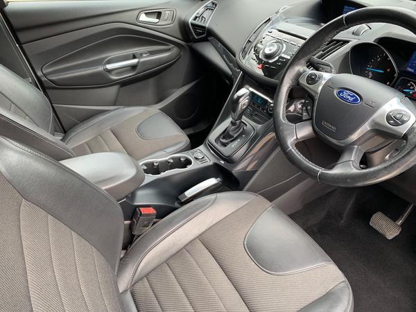 Ford Kuga 2.0 TDCi Titanium Powershift AWD Euro 5 5dr