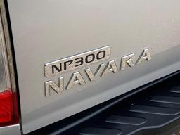 Nissan Navara 2.3 dCi Tekna 4WD Euro 5 4dr at 24th