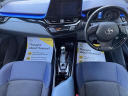 Toyota C-HR 1.8 VVT-h Dynamic CVT Euro 6 (s/s) 5dr at 2th