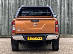 Nissan Navara 2.3 dCi Tekna 4WD Euro 6 (s/s) 4dr at 10th