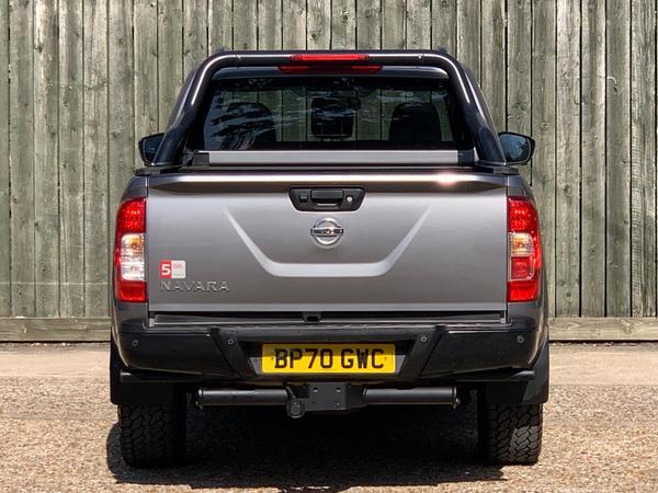 Nissan Navara 2.3 dCi N-Guard 4WD Euro 6 (s/s) 4dr