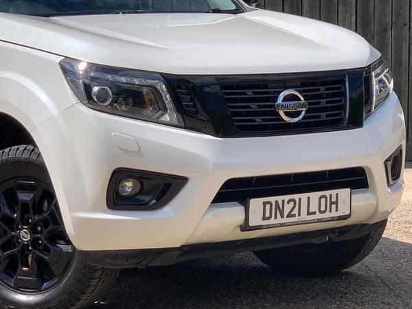 Nissan Navara 2.3 dCi N-Guard 4WD Euro 6 (s/s) 4dr