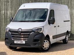 Renault Master 2.3 dCi 35 Business+ FWD MWB Medium Roof Euro 6 4dr at 4th