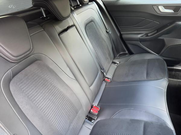 Ford Focus 2.3T EcoBoost ST Euro 6 (s/s) 5dr