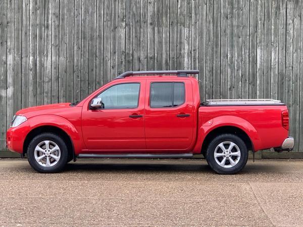 Nissan Navara 2.5 dCi Tekna Auto 4WD Euro 5 4dr