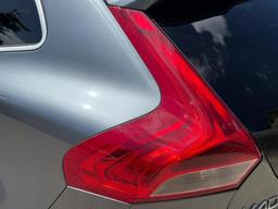 Volvo V40 1.5 T3 GPF R-Design Nav Plus Auto Euro 6 (s/s) 5dr at 45th