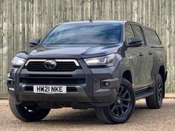 Toyota Hilux 2.8 D-4D Invincible X Auto 4WD Euro 6 (s/s) 4dr at 4th