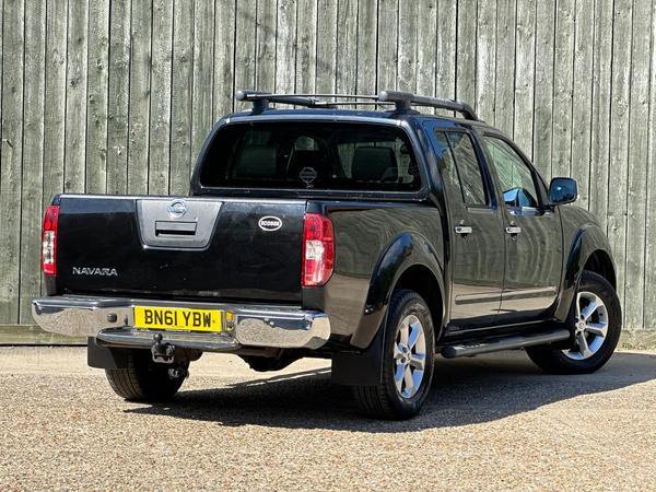 Nissan Navara 2.5 dCi Tekna 4WD Euro 4 4dr