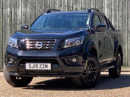 Nissan Navara 2.3 dCi N-Guard Auto 4WD Euro 6 4dr at 21th