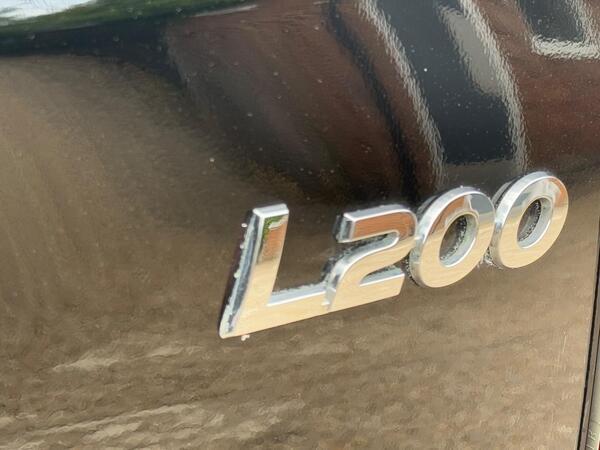 Mitsubishi L200 2.4 DI-D DC Barbarian Auto 4WD Euro 6 4dr