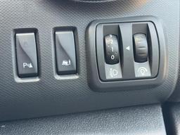 Renault Trafic 2.0 dCi ENERGY 30 Sport LWB Standard Roof Euro 6 (s/s) 5dr at 24th