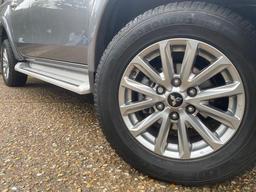 Mitsubishi L200 2.4 DI-D DC Barbarian 4WD Euro 6 4dr at 29th