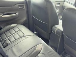 Mitsubishi L200 2.4 DI-D DC Barbarian Auto 4WD Euro 6 4dr at 31th