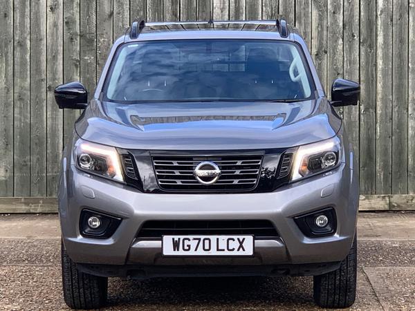 Nissan Navara 2.3 dCi N-Guard Auto 4WD Euro 6 4dr