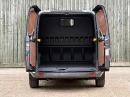 Ford Transit Custom 2.0 320 EcoBlue Limited Crew Van L2 H1 Euro 6 (s/s) 5dr (6 Seat) at 37th