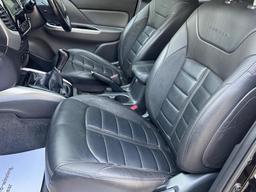 Mitsubishi L200 2.4 DI-D DC Barbarian Black 4WD Euro 6 4dr (Roll Top) at 32th