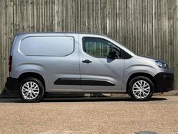 Citroen Berlingo 1.5 BlueHDi 1000 Enterprise M Pro SWB Euro 6 (s/s) 5dr at 27th