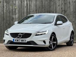 Volvo V40 2.0 D3 R-Design Nav Plus Auto Euro 6 (s/s) 5dr at 8th