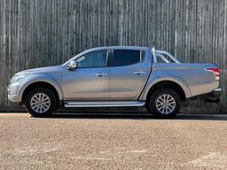 Mitsubishi L200 2.4 DI-D DC Barbarian Auto 4WD Euro 6 4dr at 11th