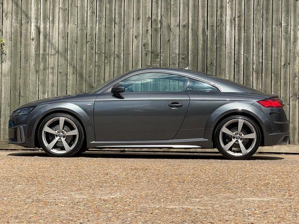 Audi TT 2.0 TFSI 40 S line S Tronic Euro 6 (s/s) 3dr
