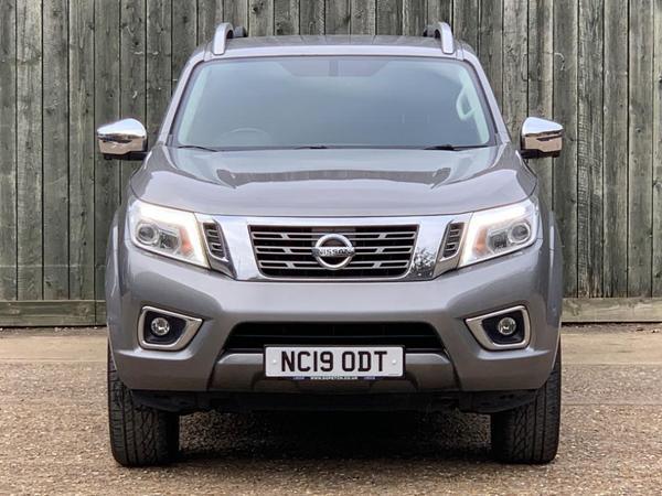 Nissan Navara 2.3 dCi Tekna Auto 4WD Euro 6 4dr