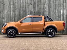 Nissan Navara 2.3 dCi Tekna 4WD Euro 6 (s/s) 4dr at 14th