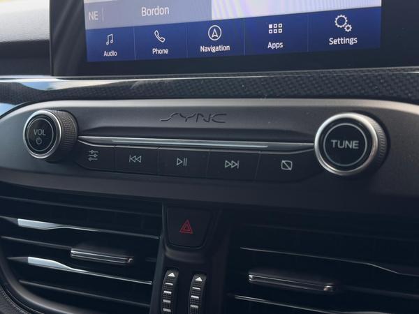 Ford Focus 2.3T EcoBoost ST Euro 6 (s/s) 5dr