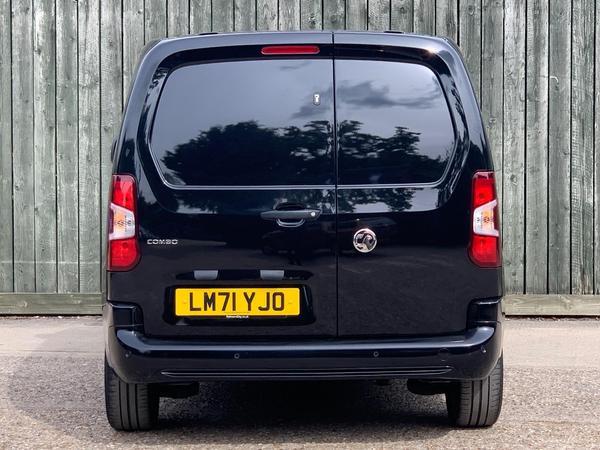 Vauxhall Combo 1.5 Turbo D 2000 Griffin L1 H1 Euro 6 4dr