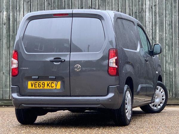 Vauxhall Combo 1.5 Turbo D 2000 Sportive L1 H1 Euro 6 (s/s) 4dr