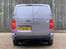 Vauxhall Vivaro 2.0 Turbo D 3100 Sportive L2 H1 Euro 6 (s/s) 5dr at 19th