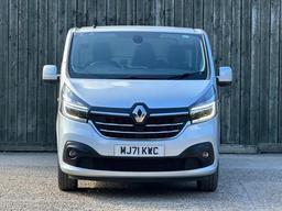 Renault Trafic 2.0 dCi ENERGY 28 Sport SWB Standard Roof Euro 6 (s/s) 5dr at 13th