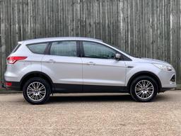 Ford Kuga 2.0 TDCi Titanium Powershift AWD Euro 5 5dr at 5th