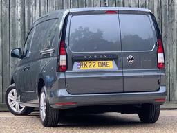 Volkswagen Caddy Maxi 2.0 TDI C20 Commerce Plus LWB Euro 6 (s/s) 6dr at 16th