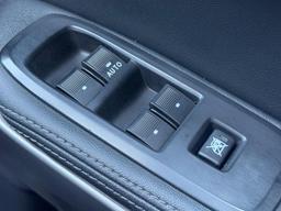 Ford Ranger 2.2 TDCi Black Edition 4WD Euro 6 (s/s) 4dr at 12th