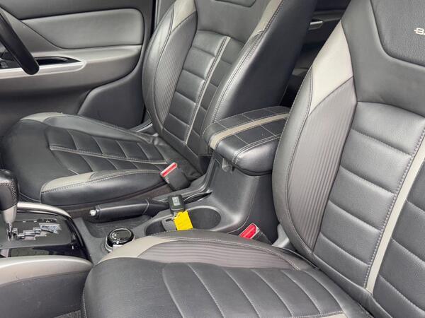 Mitsubishi L200 2.4 DI-D DC Barbarian Auto 4WD Euro 6 4dr