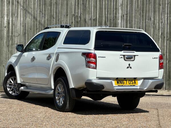 Mitsubishi L200 2.4 DI-D DC Barbarian 4WD Euro 6 4dr