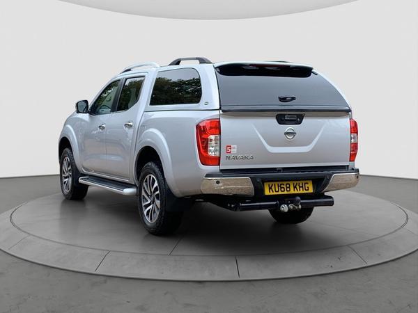 Nissan Navara 2.3 dCi Tekna 4WD Euro 6 (s/s) 4dr